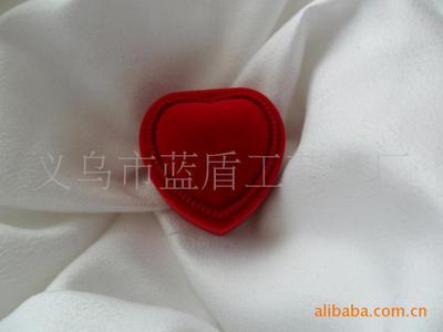 图片加工心型植绒首饰盒 心型戒指盒 求婚专用戒指包装盒_义乌市蓝盾工艺品厂_商务联盟