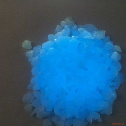 夜光颗粒与工艺植绒技术在工艺品中的应用